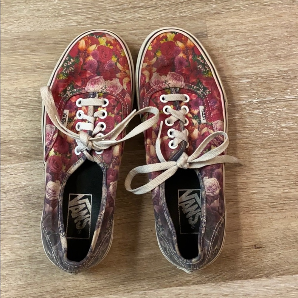 Women’s Flower Print Vans